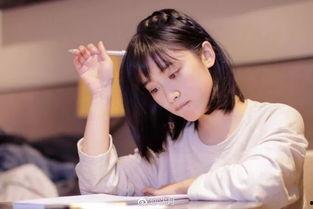 娱乐吃瓜酱初恋忘不了,娱乐吃瓜酱的甜蜜回忆与忘不了的心动瞬间